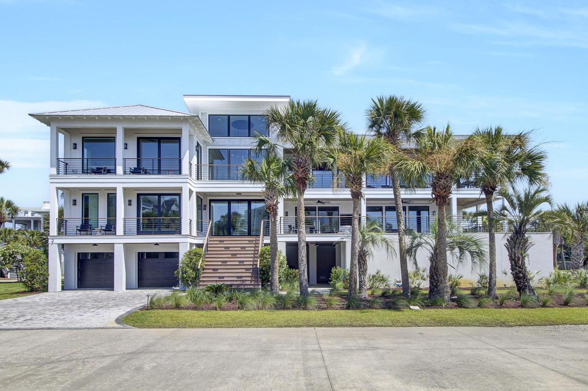 Coastal Harmony By Avantstay Oceanfront Private Pool View Holiday home Isle of Palms