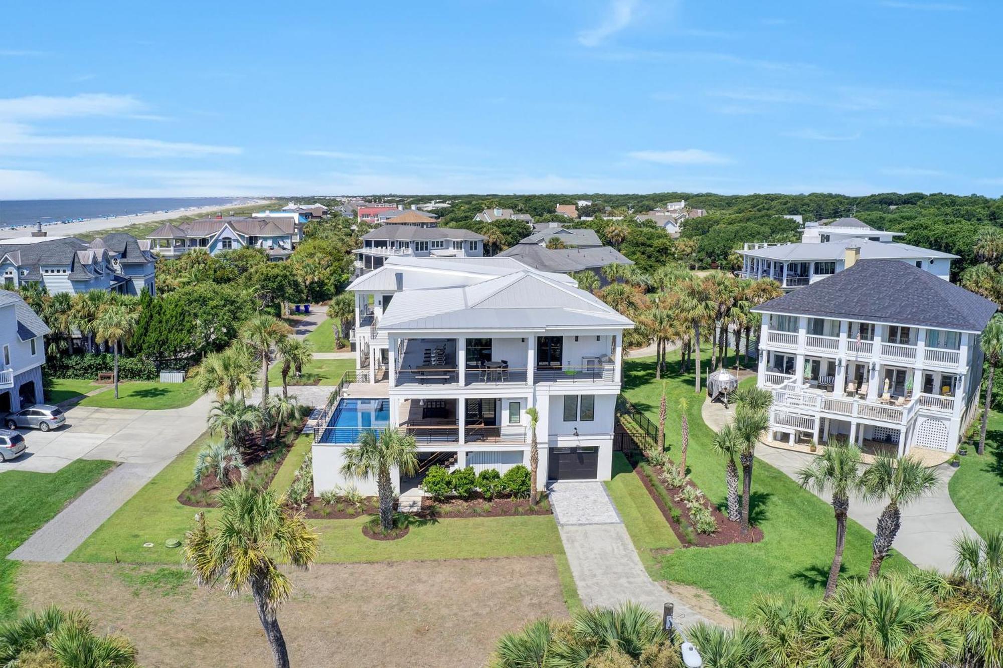 Coastal Harmony By Avantstay Oceanfront Private Pool View Holiday home Isle of Palms