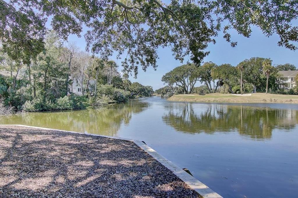 Holiday home 15 Lake Village By Avantstay Golf Course Lagoon Views Isle of Palms