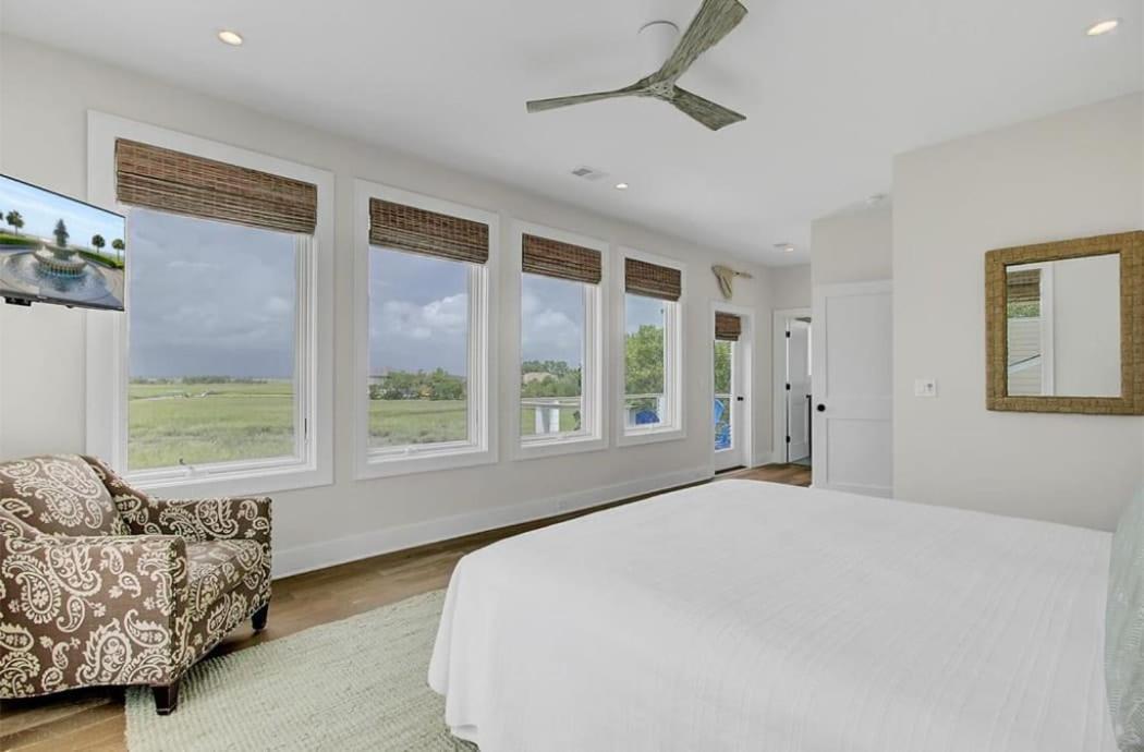 Holiday home 17 Marsh Island Lane By Avantstay Modern W Amazing Views Isle of Palms