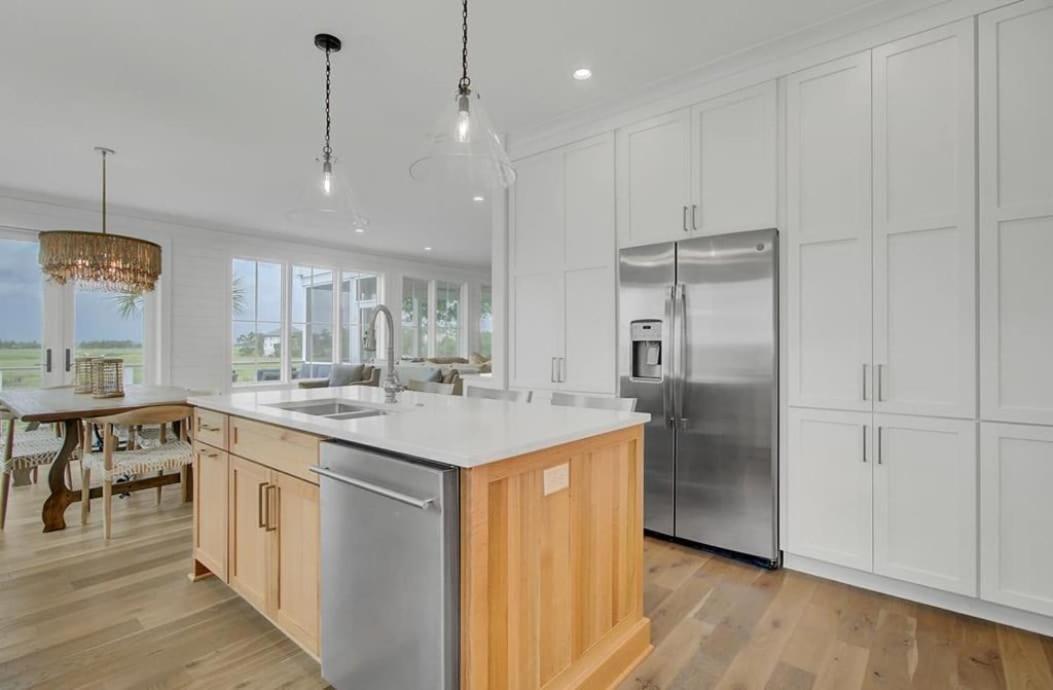 Holiday home 17 Marsh Island Lane By Avantstay Modern W Amazing Views *