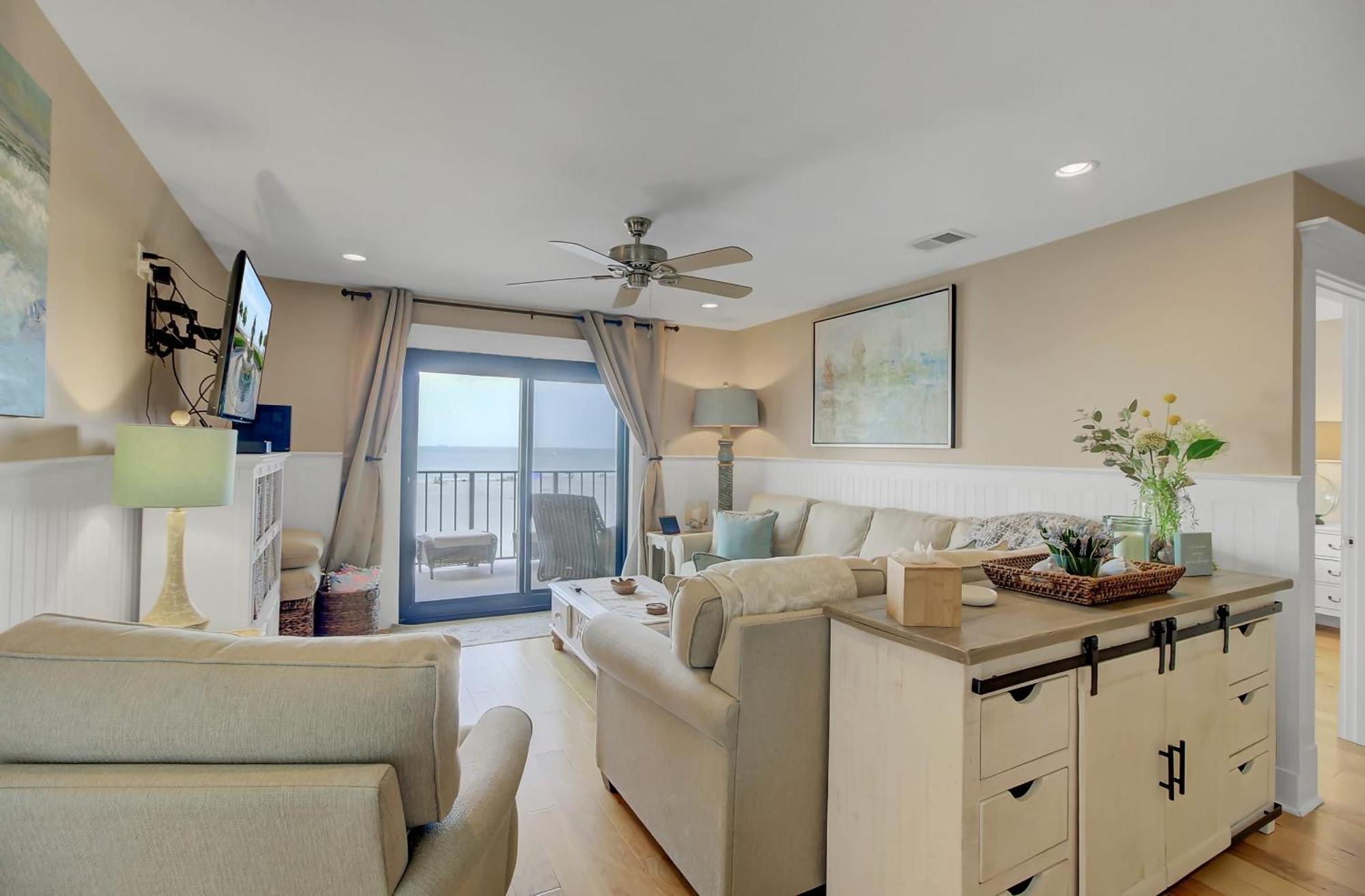 Apartment 211 Seascape By Avantstay Oceanfront View Pool Isle of Palms