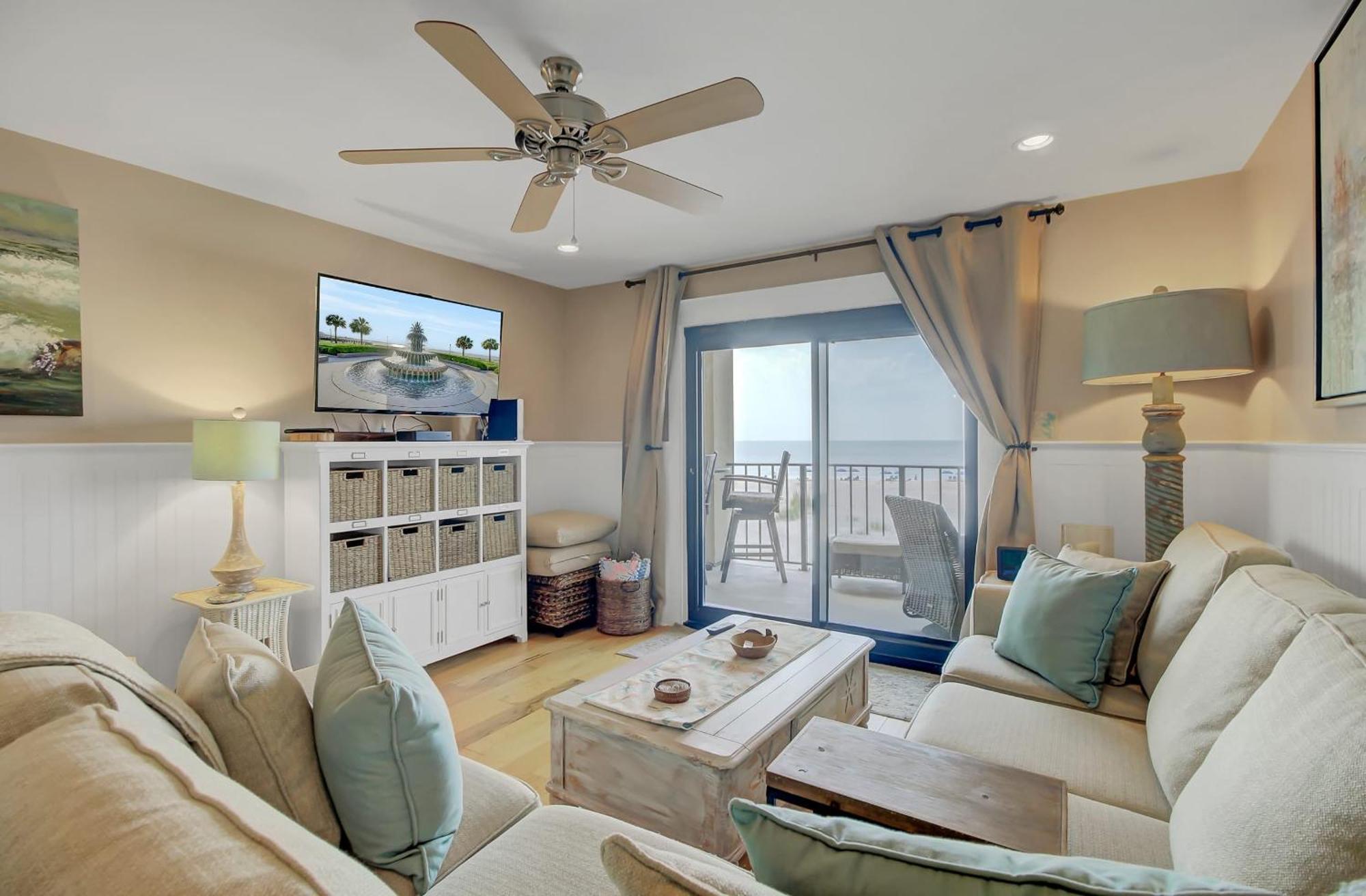 211 Seascape By Avantstay Oceanfront View Pool Apartment Isle of Palms