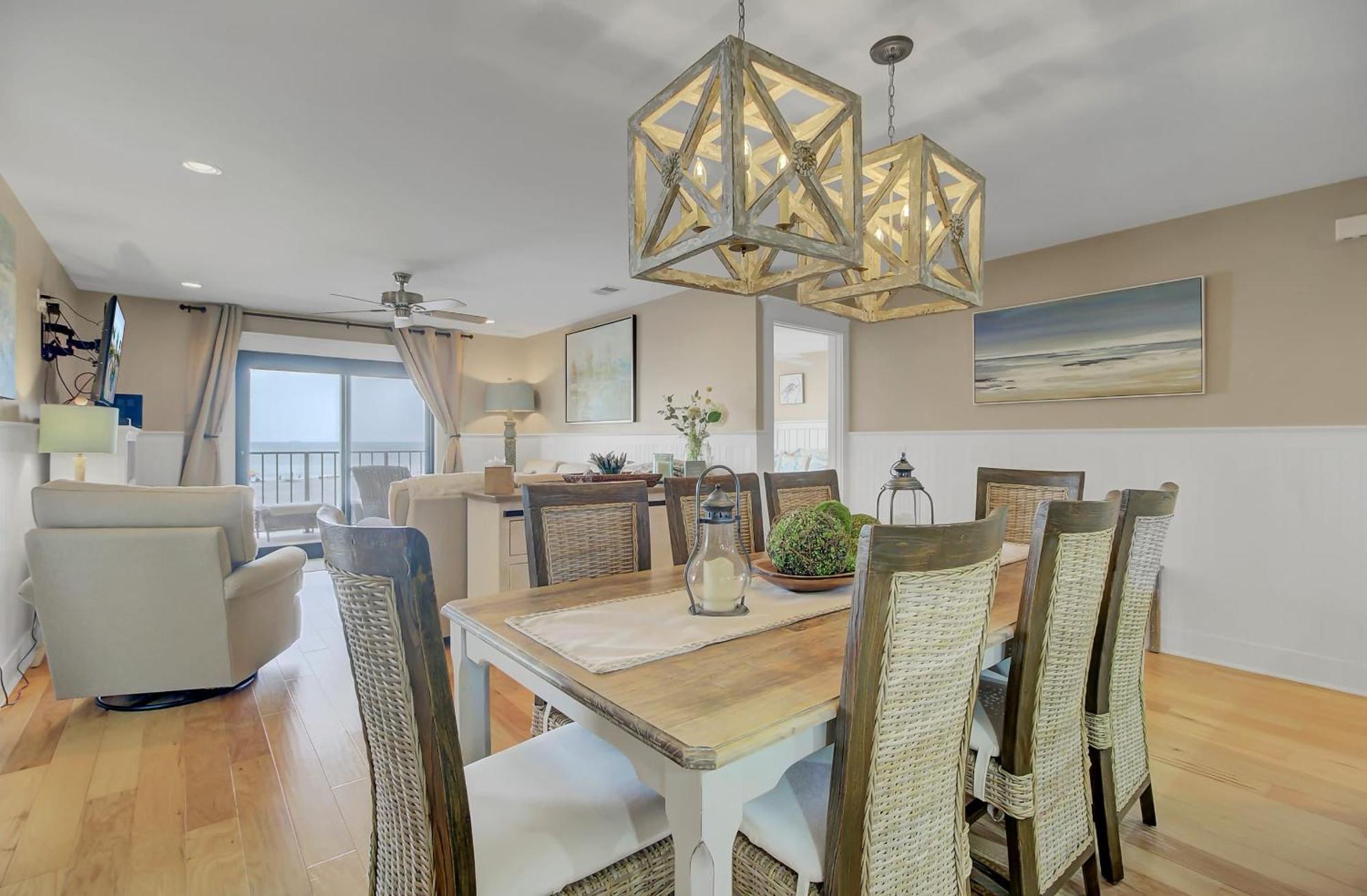 Apartment 211 Seascape By Avantstay Oceanfront View Pool Isle of Palms
