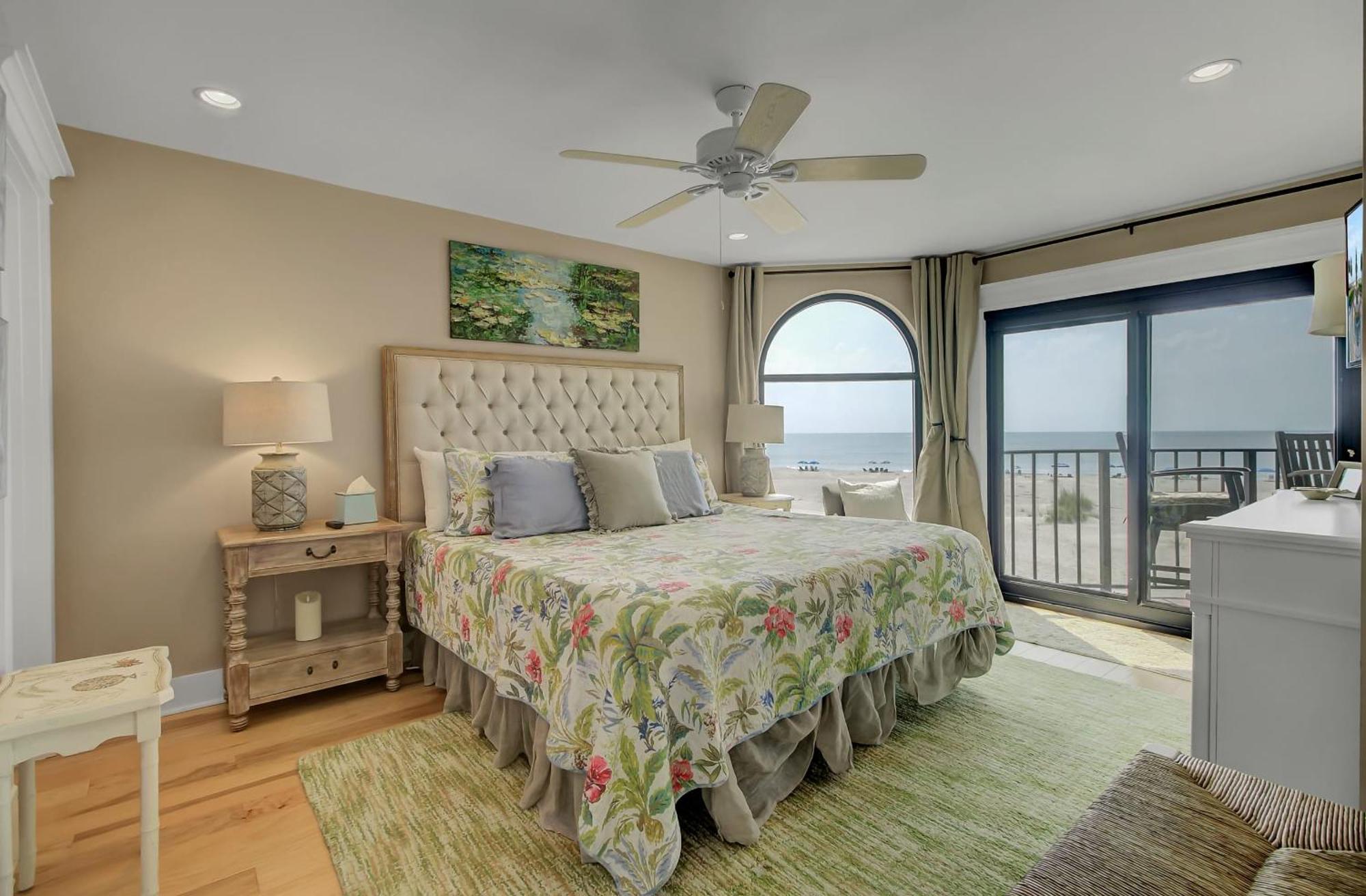 211 Seascape By Avantstay Oceanfront View Pool Isle of Palms