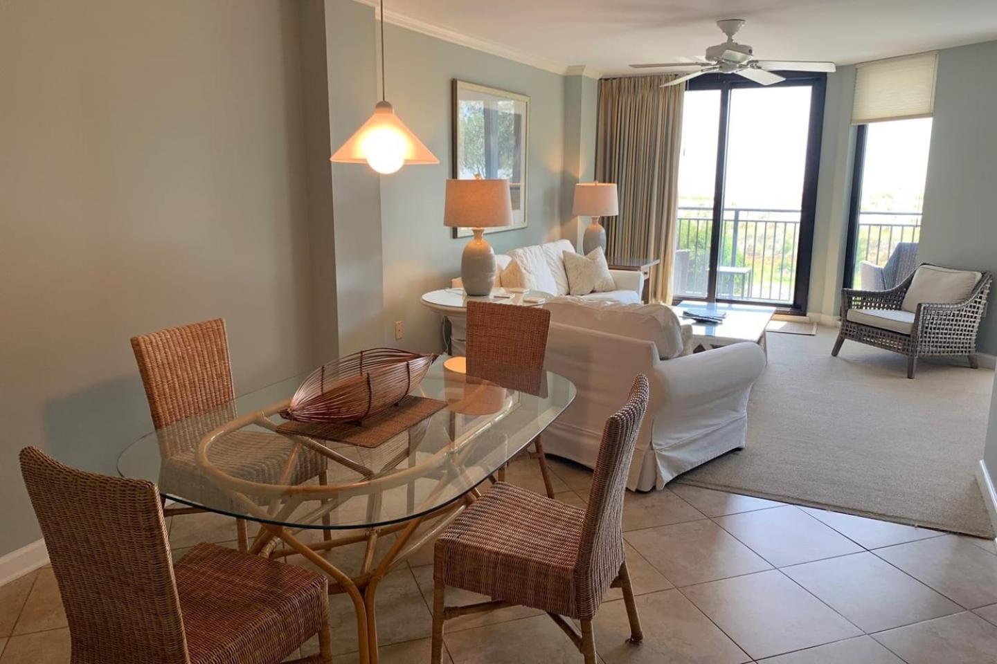Apartment 121 D Shipwatch By Avantstay Oceanfront W View Isle of Palms