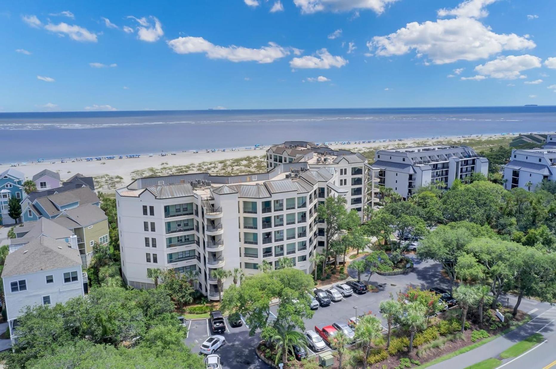 Hi Tide By Avantstay Oceanfront View Shared Pool Apartment Isle of Palms