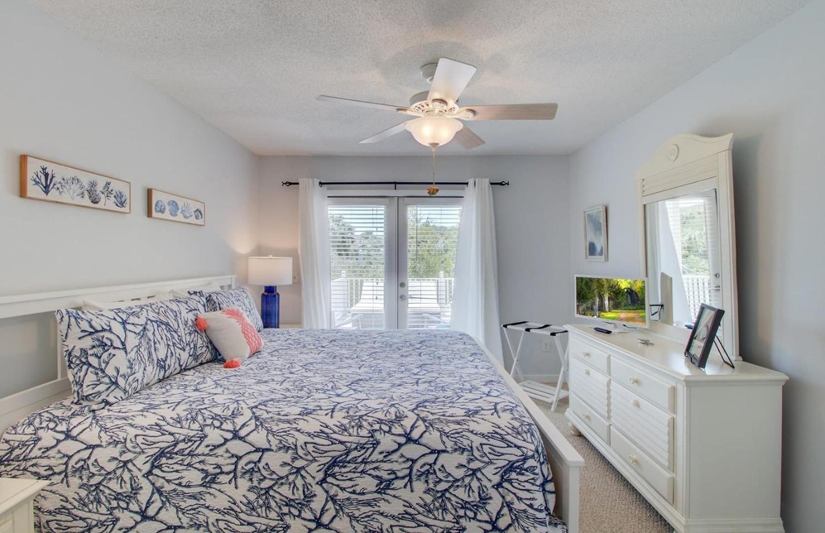 Holiday home 72 Pelican Bay Avantstay Community Pool Decks
