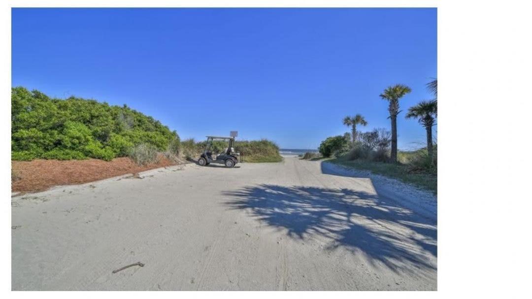 55 Pelican Bay By Avantstay Easy Access Shared Pool Lagoon Fishing Holiday home