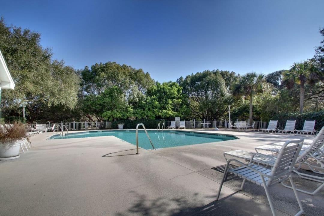 Holiday home 55 Pelican Bay By Avantstay Easy Access Shared Pool Lagoon Fishing