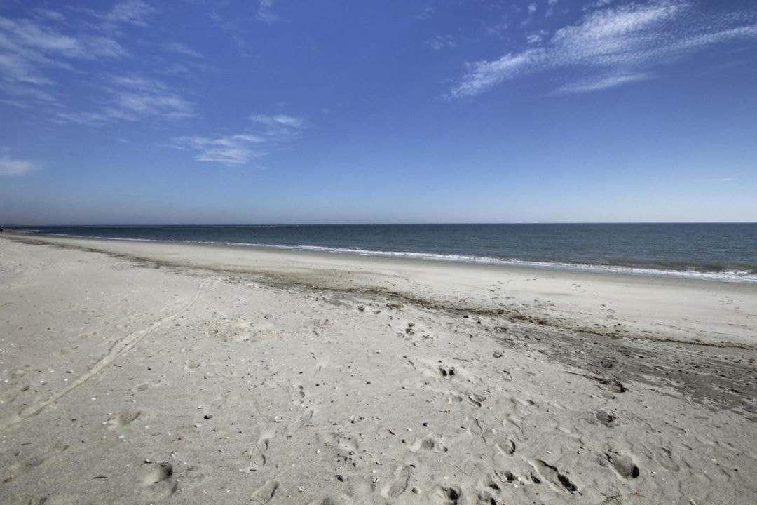 Apartment 102 E Port O Call By Avantstay Beachfront Ocean Views Communal Pool