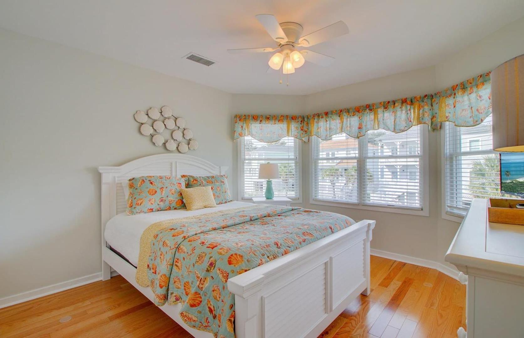 55 Pelican Bay By Avantstay Easy Access Shared Pool Lagoon Fishing Holiday home Isle of Palms