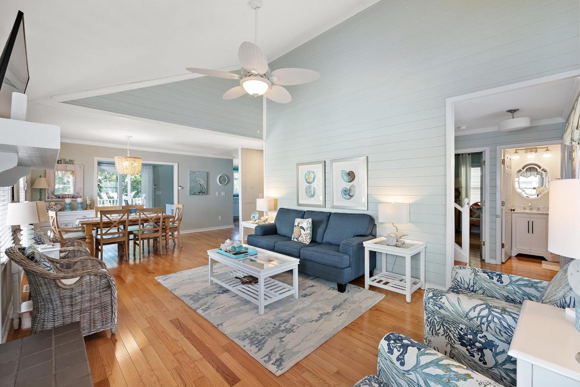 55 Pelican Bay By Avantstay Easy Access Shared Pool Lagoon Fishing Holiday home