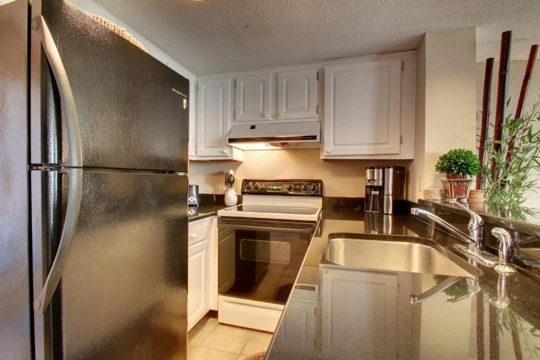 102 E Port O Call By Avantstay Beachfront Ocean Views Communal Pool Isle of Palms