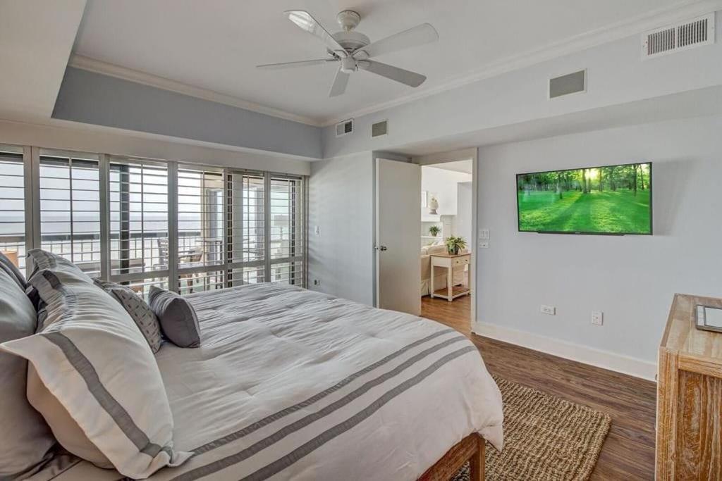 1405 Ocean By Avantstay Oceanfront W Shared Pool Isle of Palms
