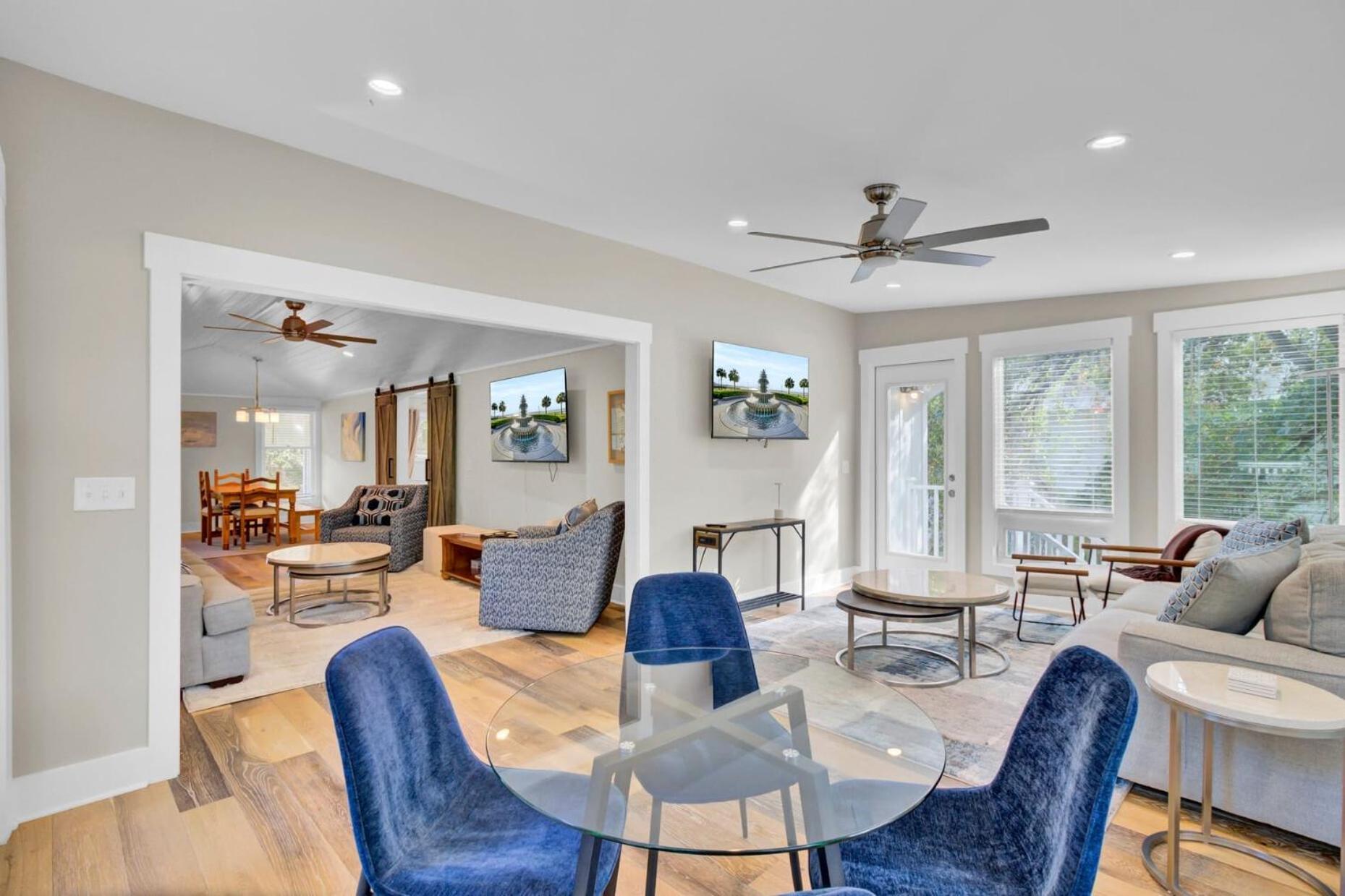 Holiday home 10 Sandcrab Court By Avantstay Beautiful W Deck Walk To The