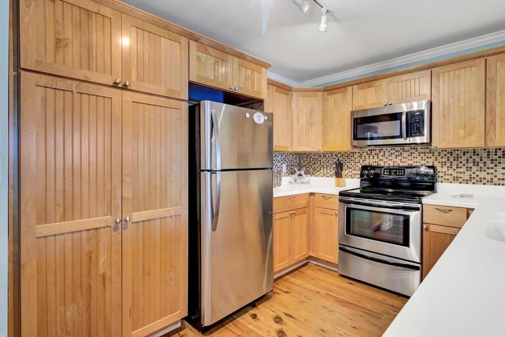 The Crows Nest By Avantstay Ocean Front W Community Pool Access * Isle of Palms