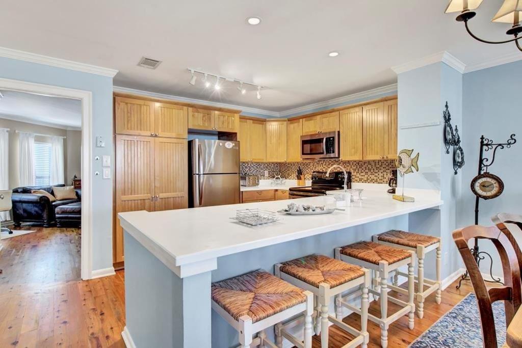 Apartment The Crows Nest By Avantstay Ocean Front W Community Pool Access Isle of Palms