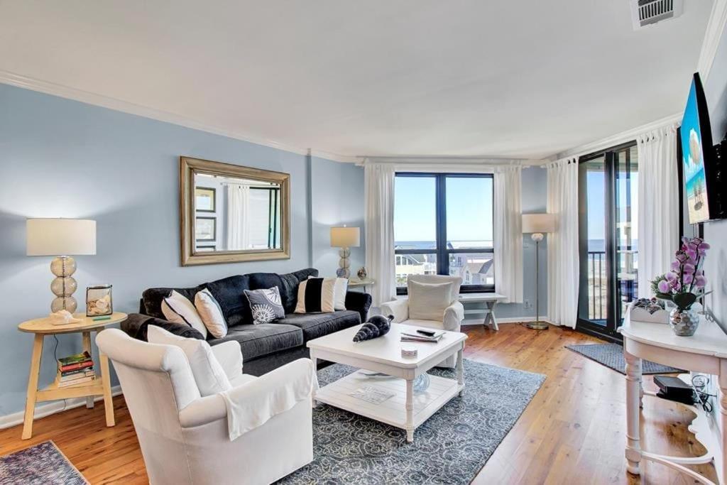 The Crows Nest By Avantstay Ocean Front W Community Pool Access Apartment