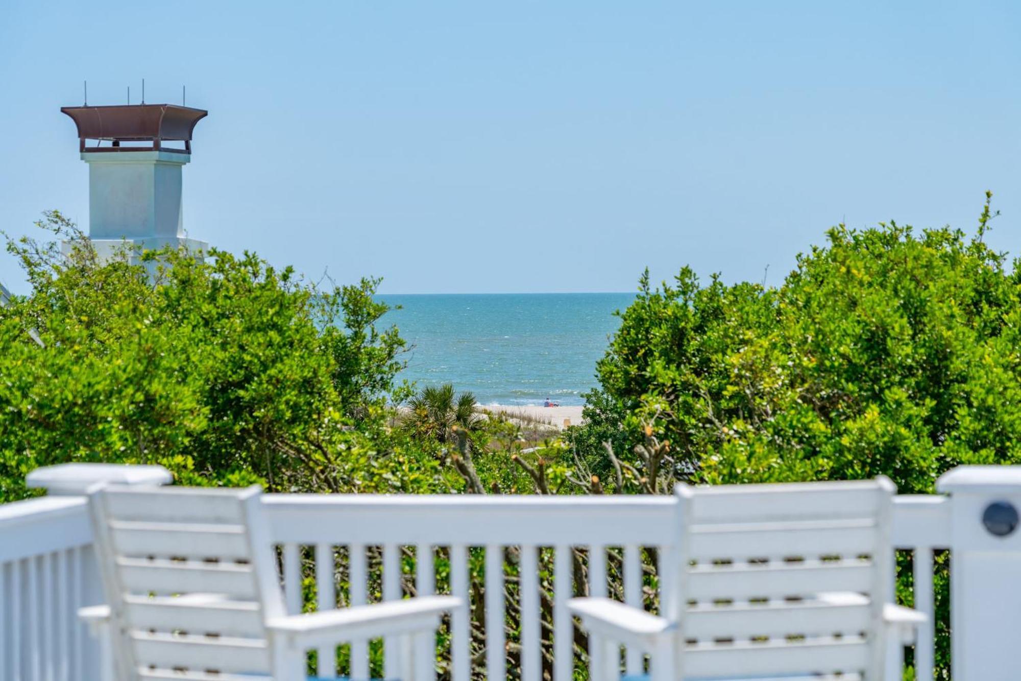 3800 Cameron Avantstay Pool Ocean Views Deck * Isle of Palms