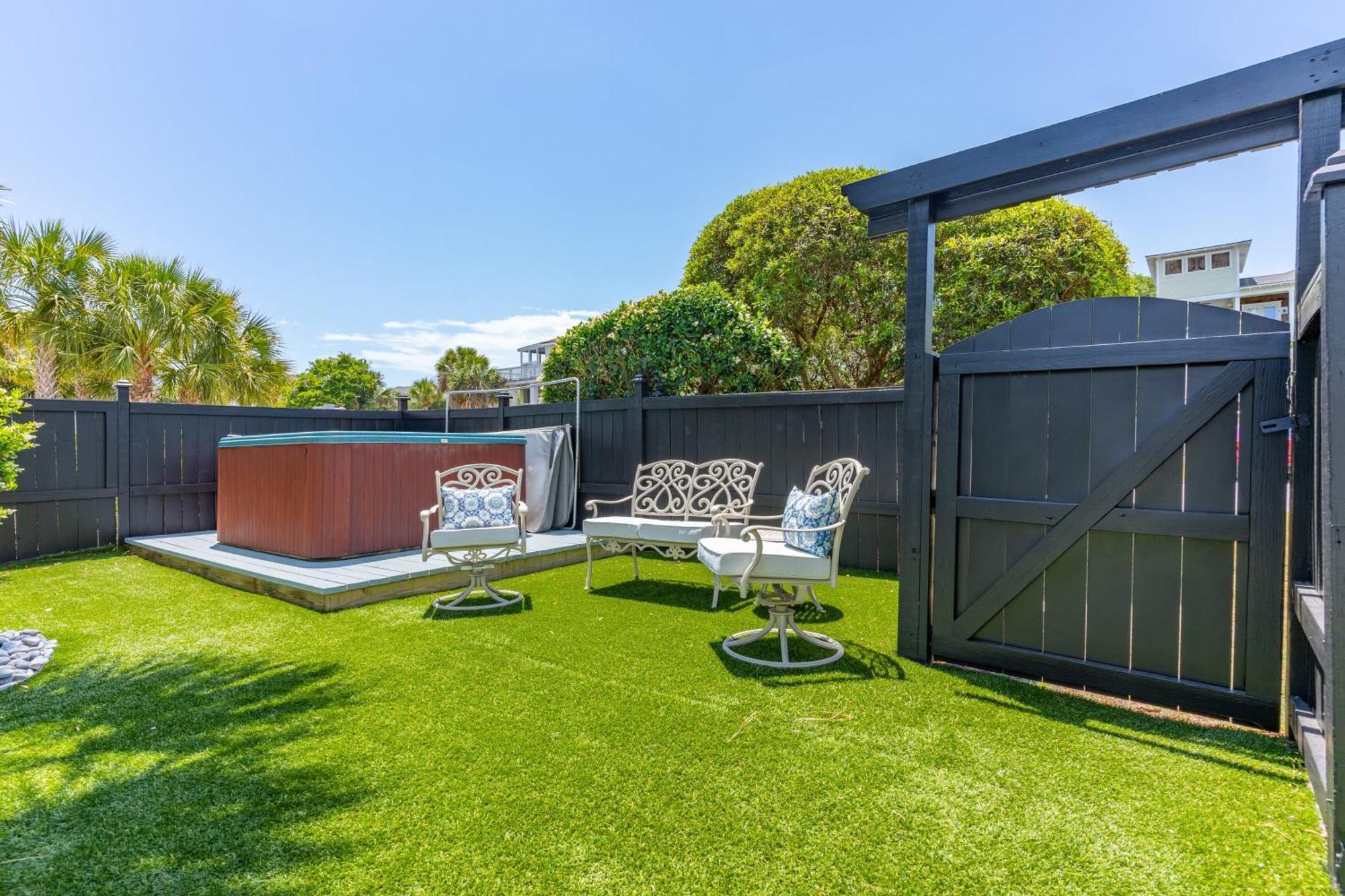 3800 Cameron Avantstay Pool Ocean Views Deck