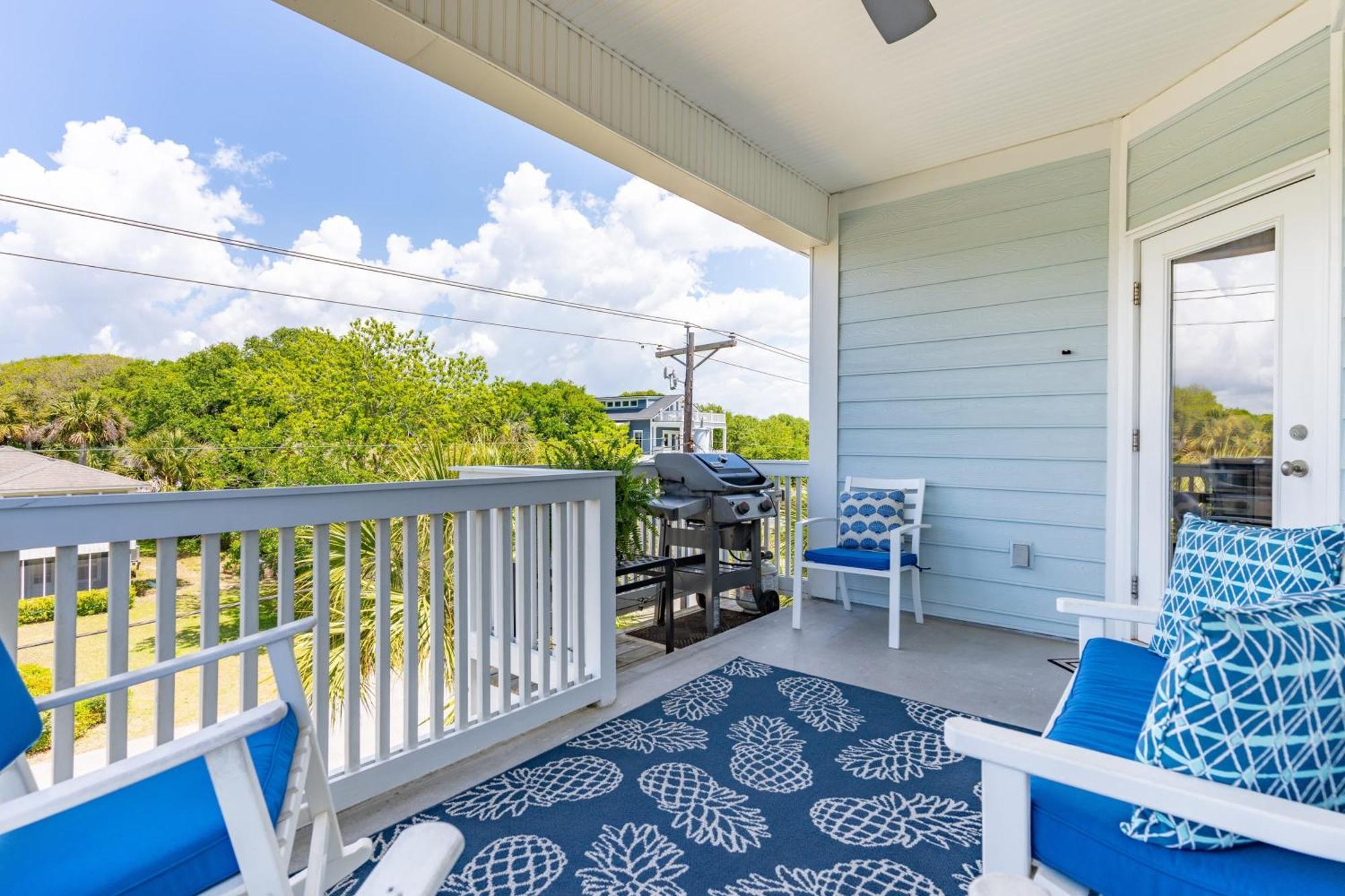 Holiday home 3800 Cameron Avantstay Pool Ocean Views Deck Isle of Palms