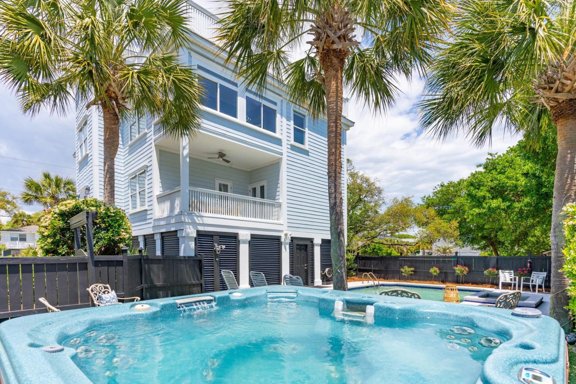 3800 Cameron Avantstay Pool Ocean Views Deck Holiday home *