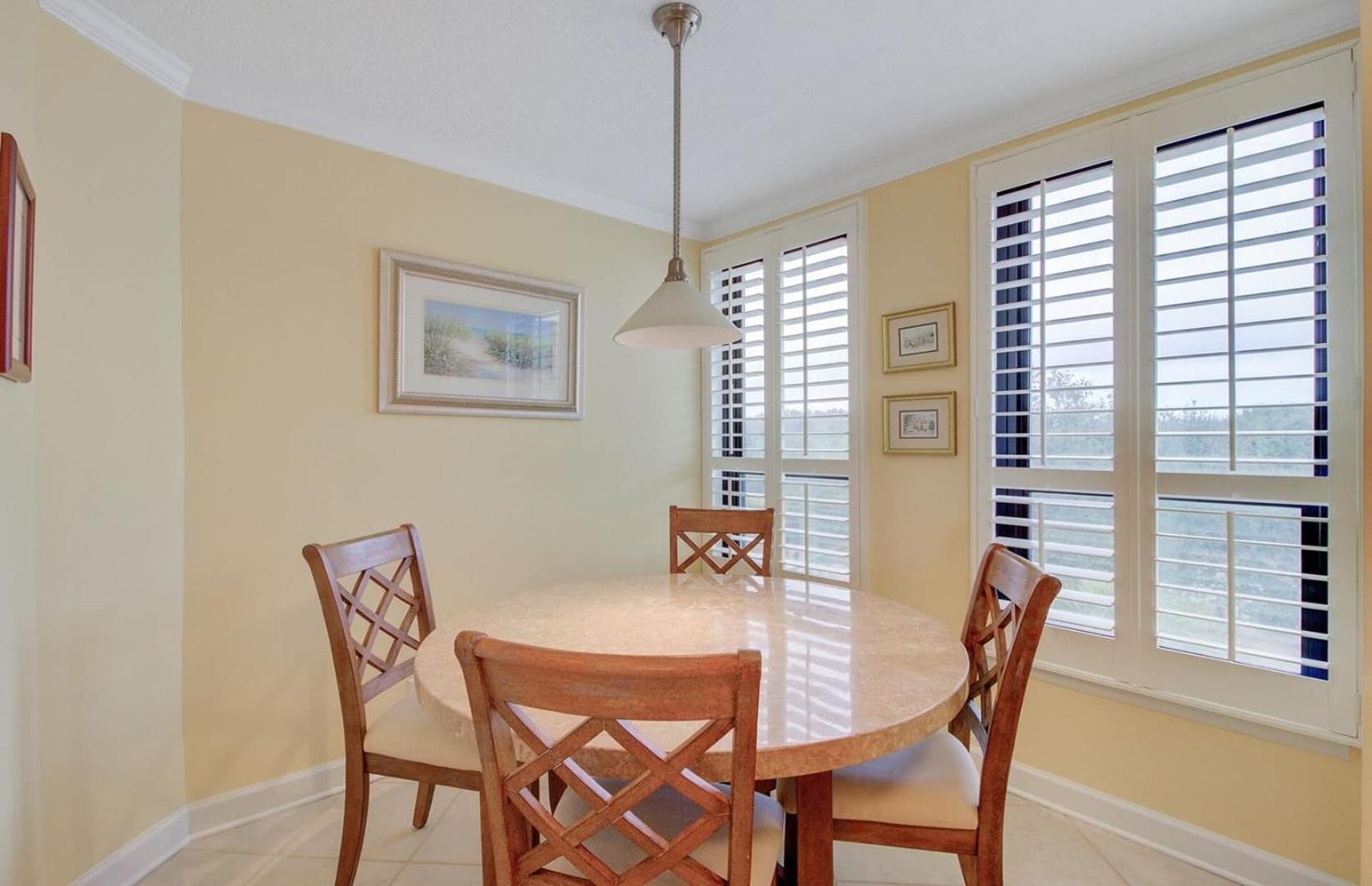 Apartment 311 Summerhouse By Avantstay Views Access To Community Pool