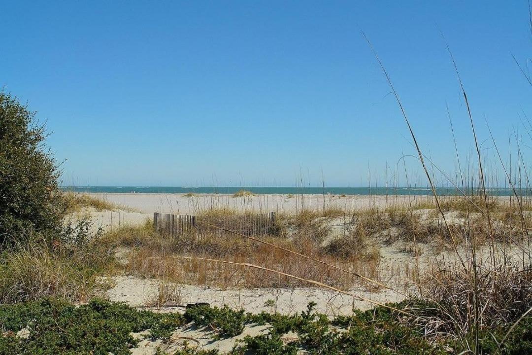 Walker By Avantstay Incredible Community Amenities Isle of Palms