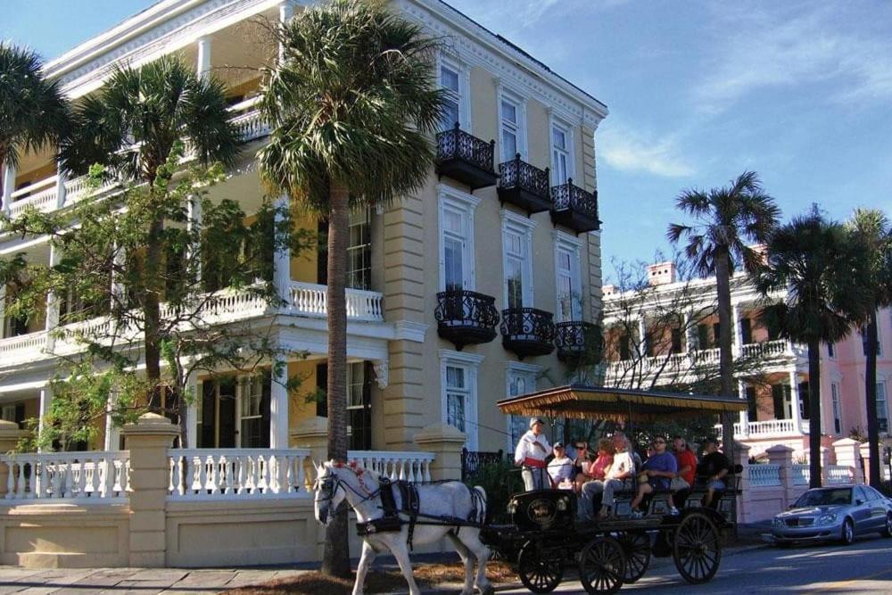 Waters Lure Avantstay Oceanfront Shared Pool Ocean Views Apartment Isle of Palms