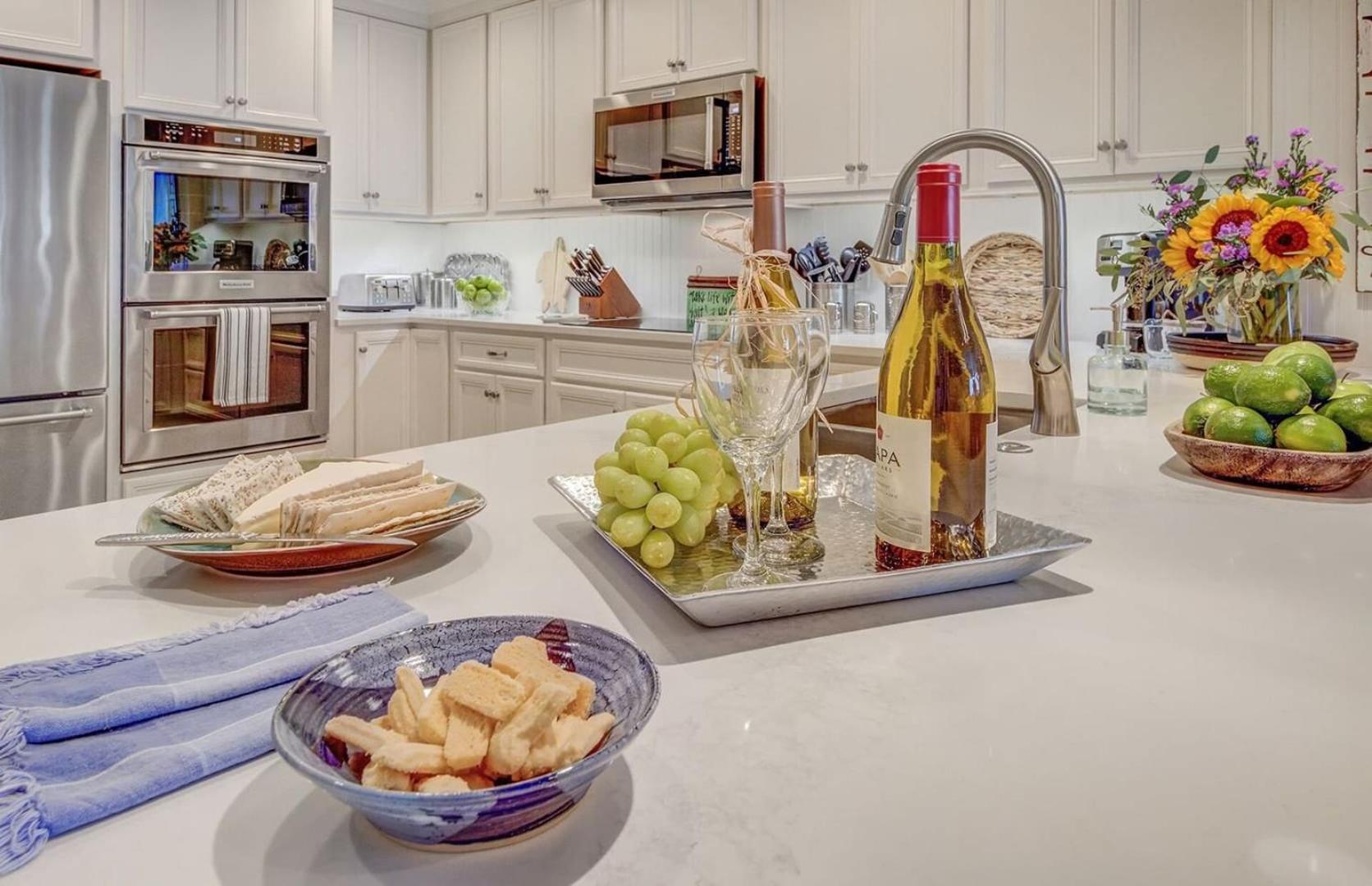 Apartment Waters Lure Avantstay Oceanfront Shared Pool Ocean Views Isle of Palms