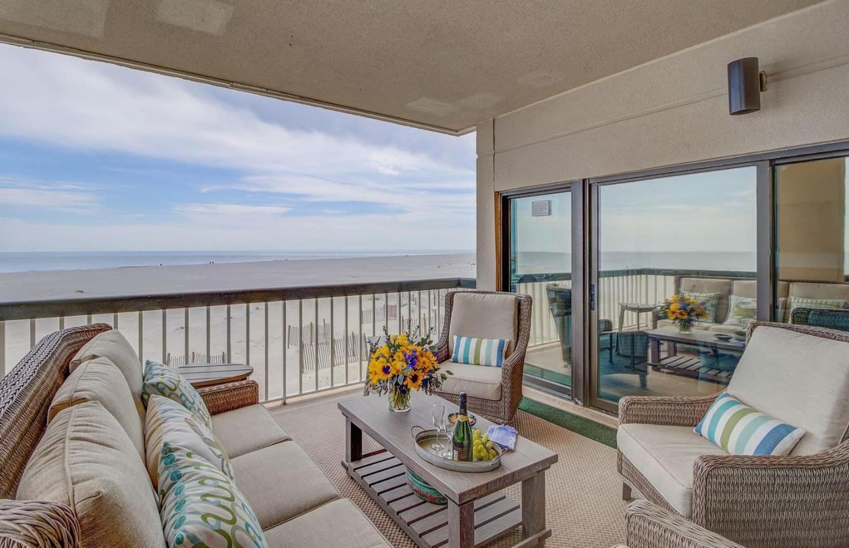 Apartment Waters Lure Avantstay Oceanfront Shared Pool Ocean Views Isle of Palms