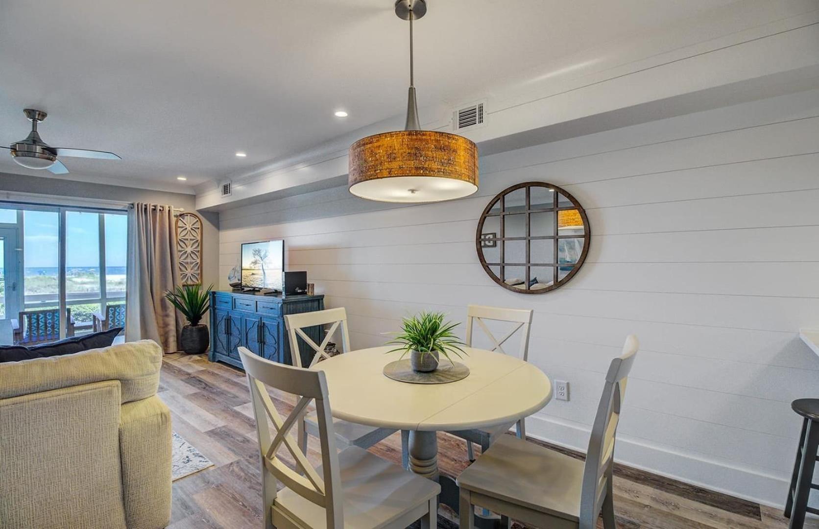 Coastal Retreat By Avantstay Direct Access Views Communal Pool Isle of Palms
