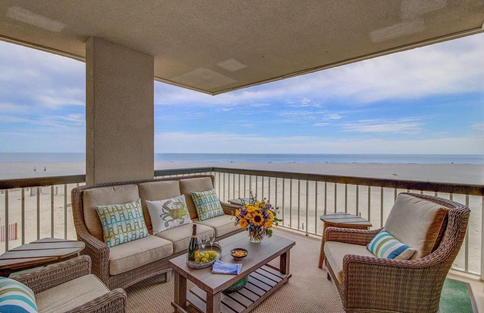Waters Lure Avantstay Oceanfront Shared Pool Ocean Views Apartment Isle of Palms