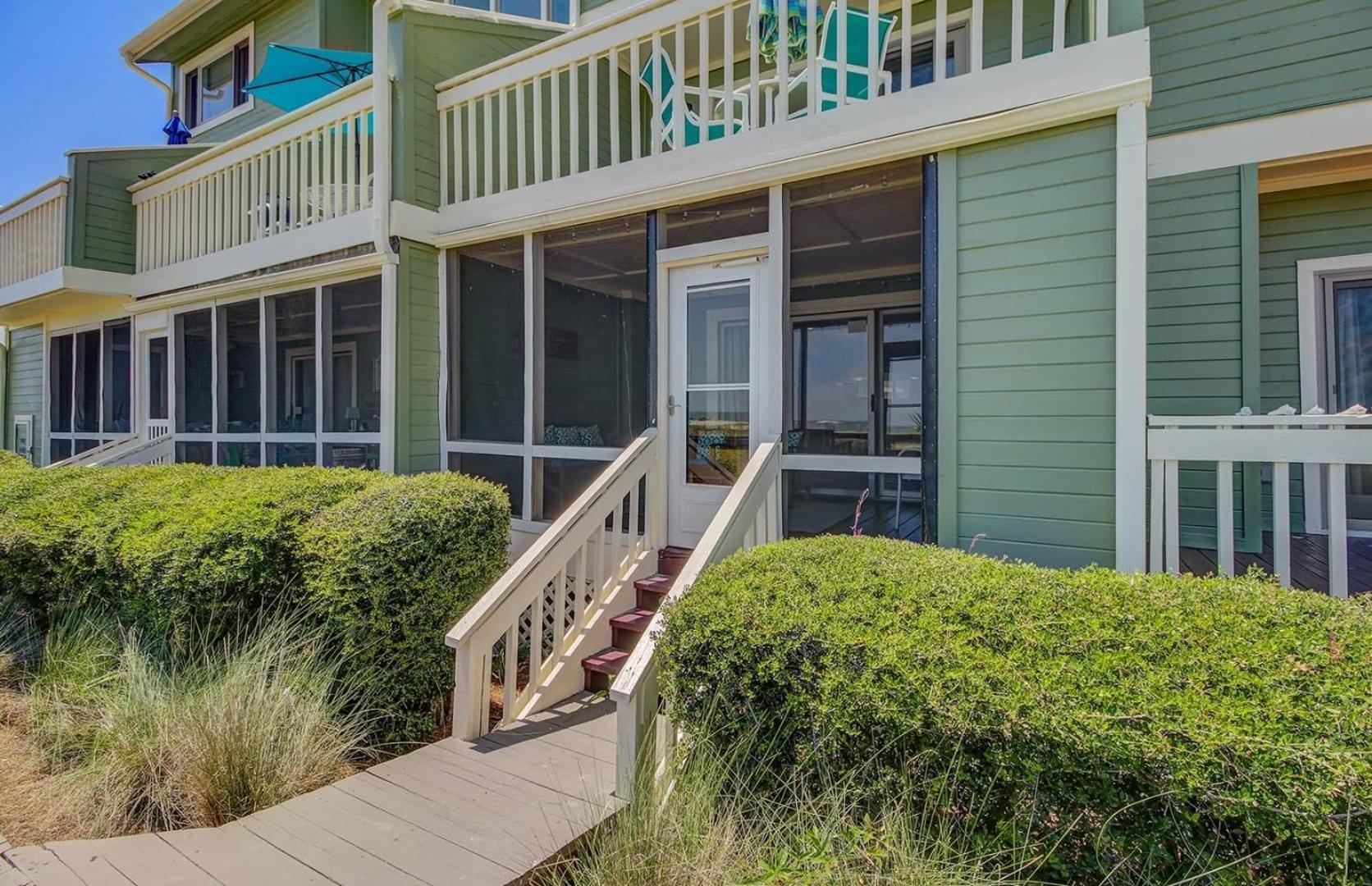 Holiday home Coastal Retreat By Avantstay Direct Access Views Communal Pool Isle of Palms