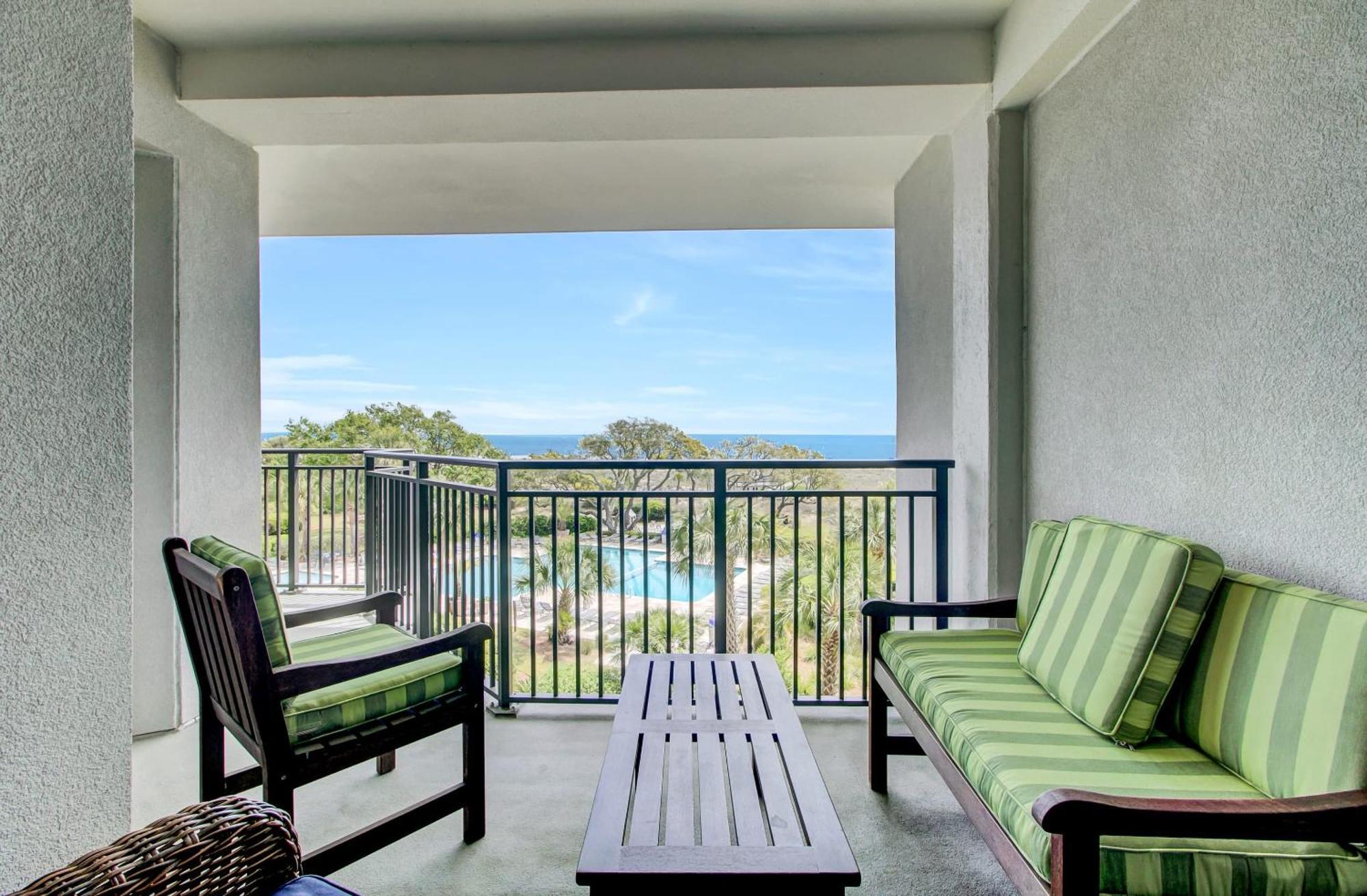 Holiday home 309 B Shipwatch By Avantstay Community Pool Access Isle of Palms