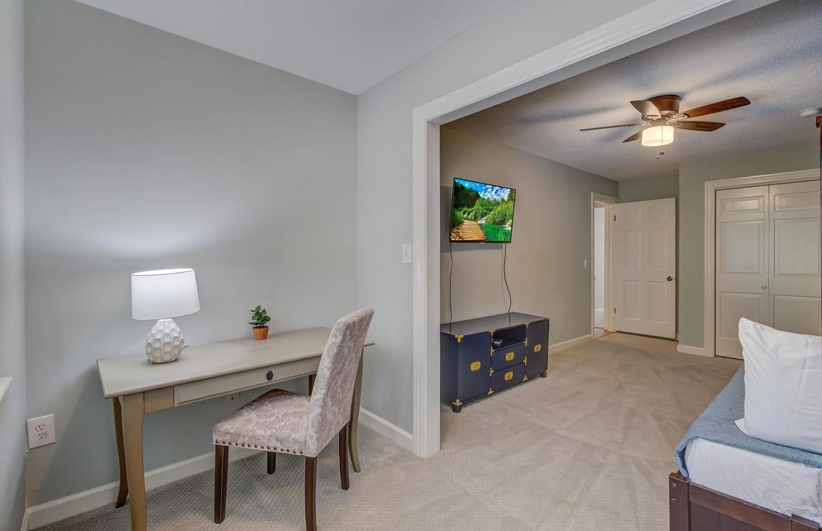 Holiday home 11 43rd Avenue By Avantstay Pool Close To Isle of Palms