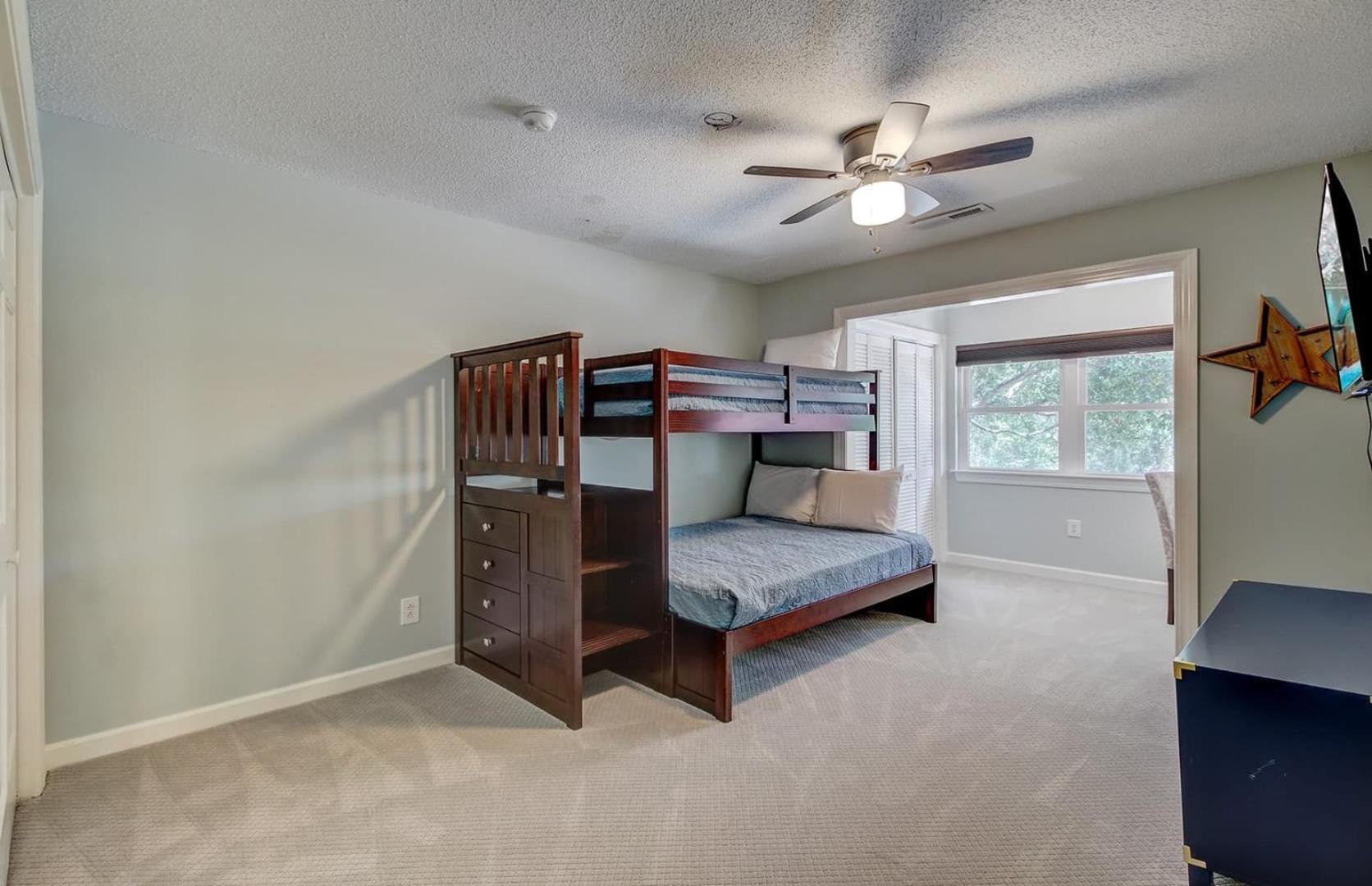 Holiday home 11 43rd Avenue By Avantstay Pool Close To