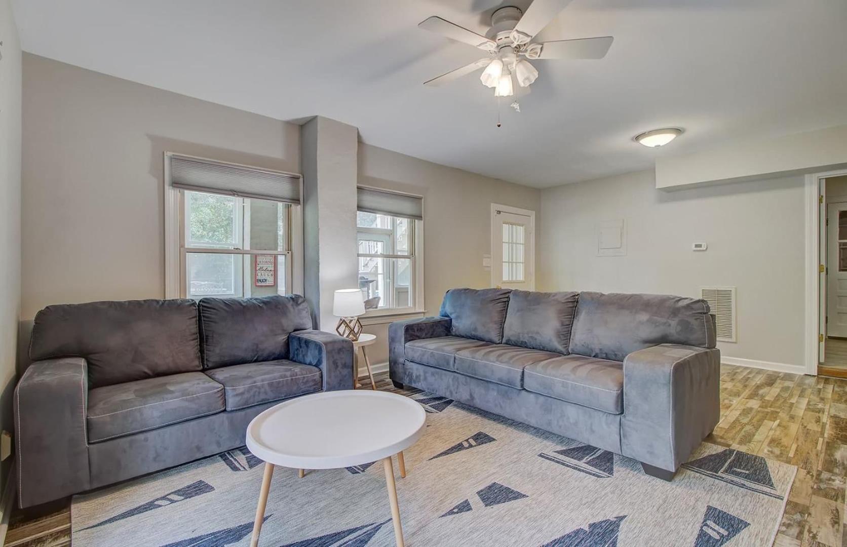 11 43rd Avenue By Avantstay Pool Close To Holiday home