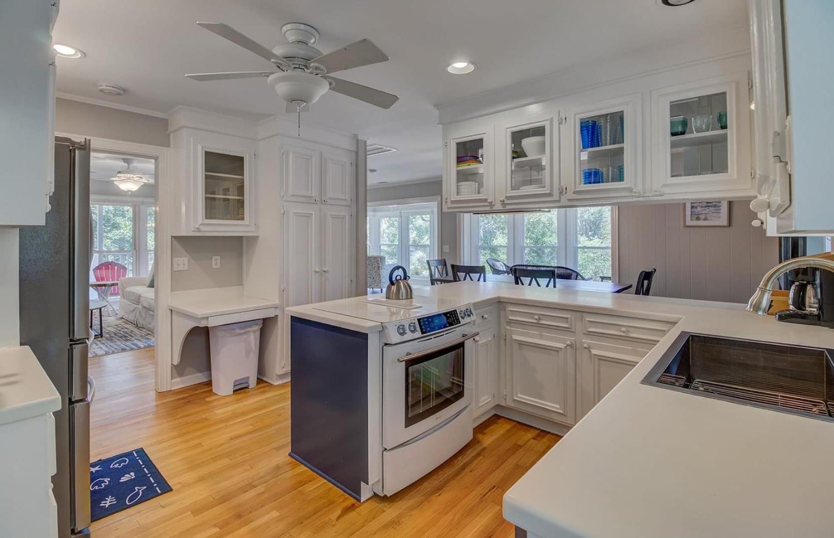 11 43rd Avenue By Avantstay Pool Close To Holiday home *