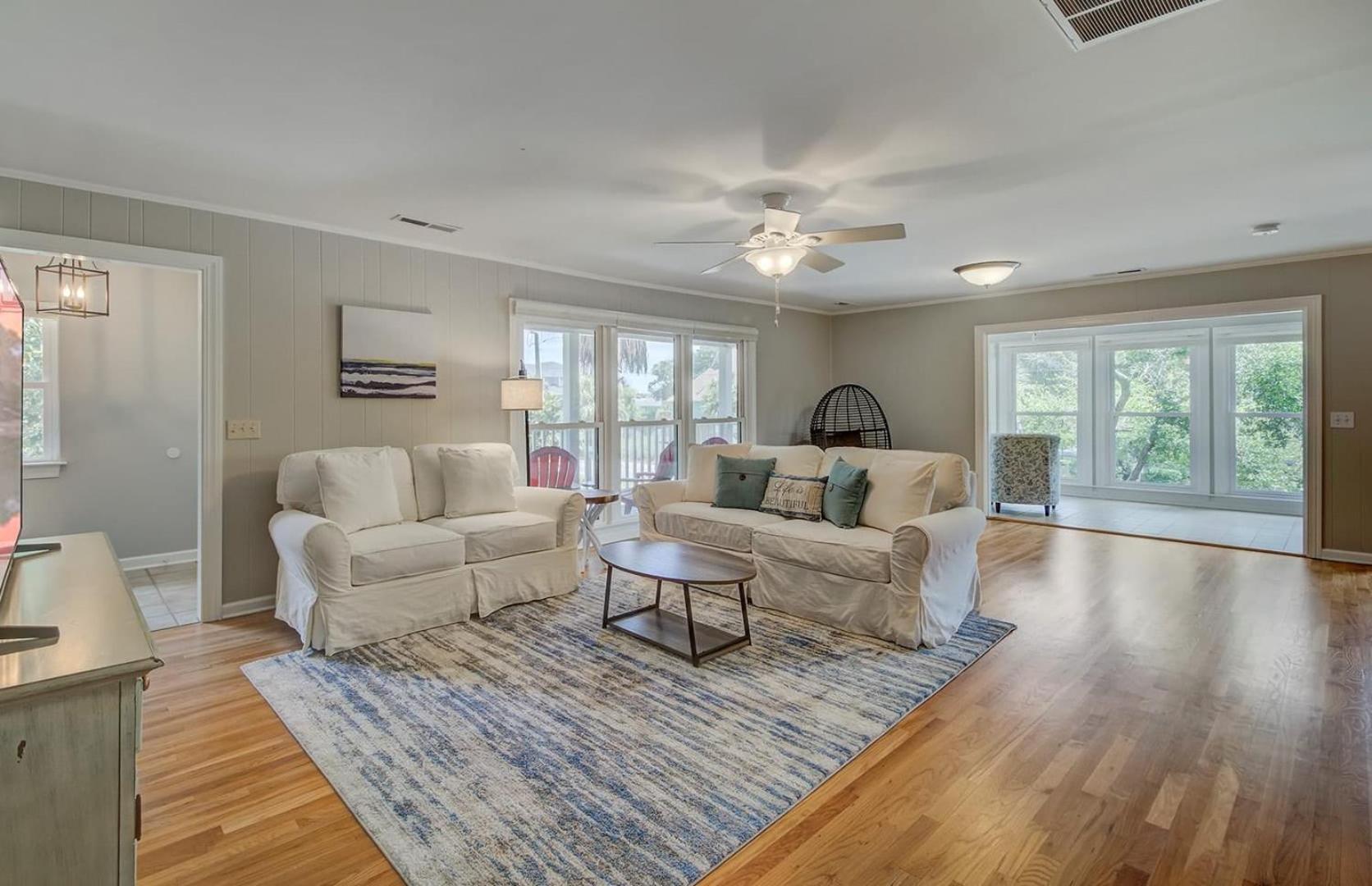 Holiday home 11 43rd Avenue By Avantstay Pool Close To