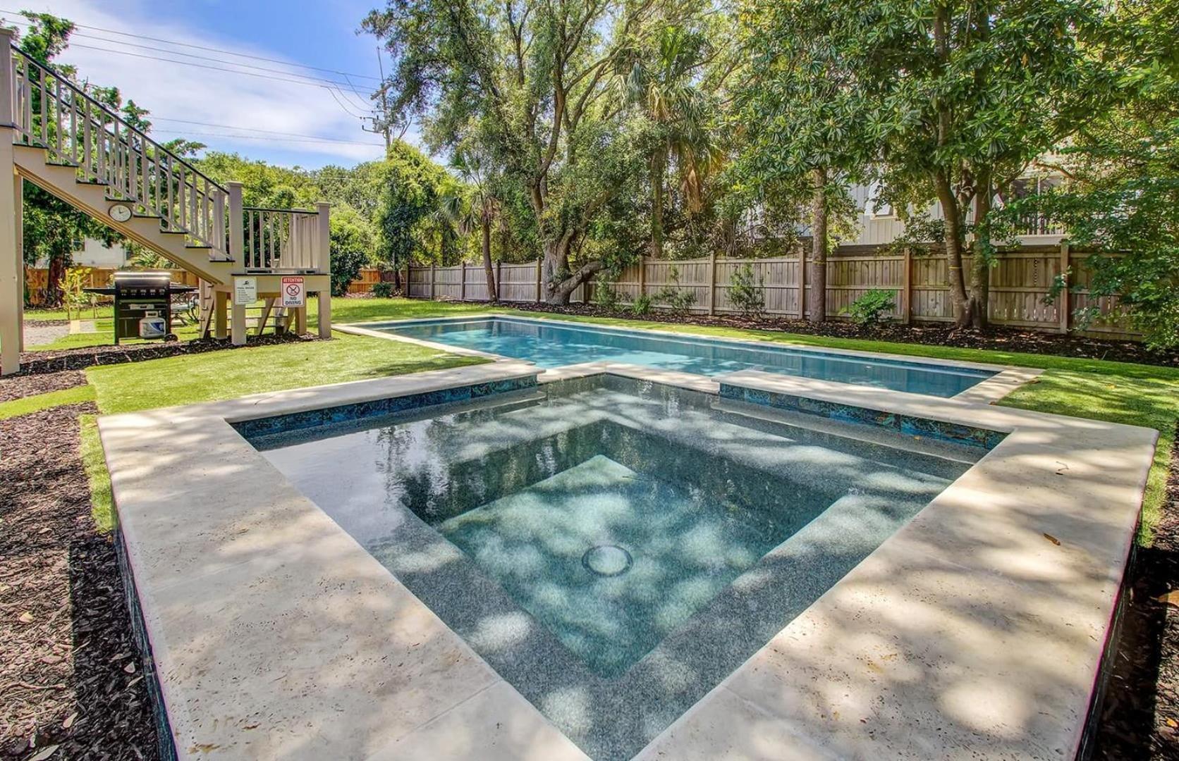 11 43rd Avenue By Avantstay Pool Close To