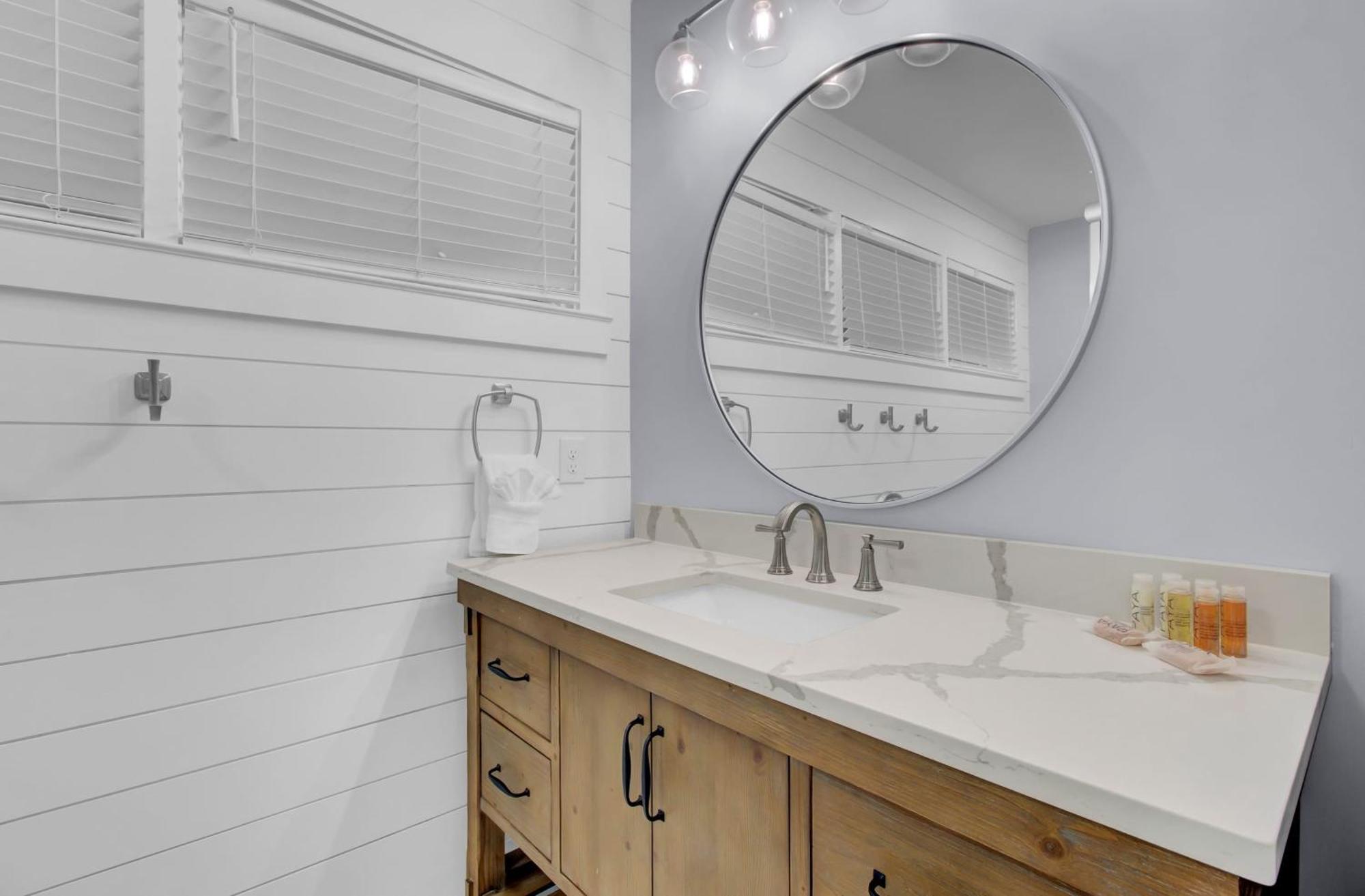 29 24th Avenue By Avantstay Easy Access Holiday home