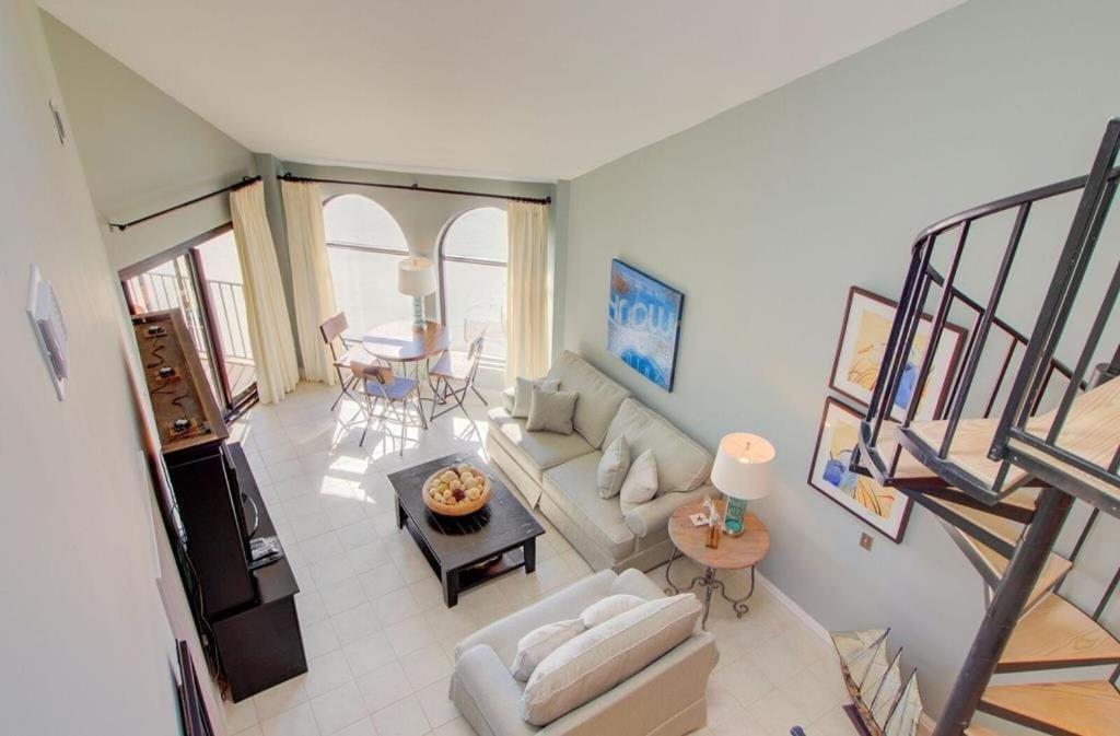 512 Seascape By Avantstay Oceanfront On The Beach Community Pool Access Isle of Palms