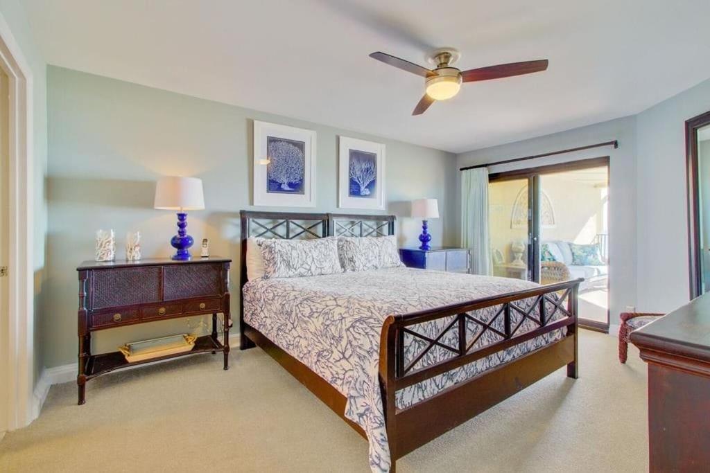 512 Seascape By Avantstay Oceanfront On The Beach Community Pool Access Apartment Isle of Palms