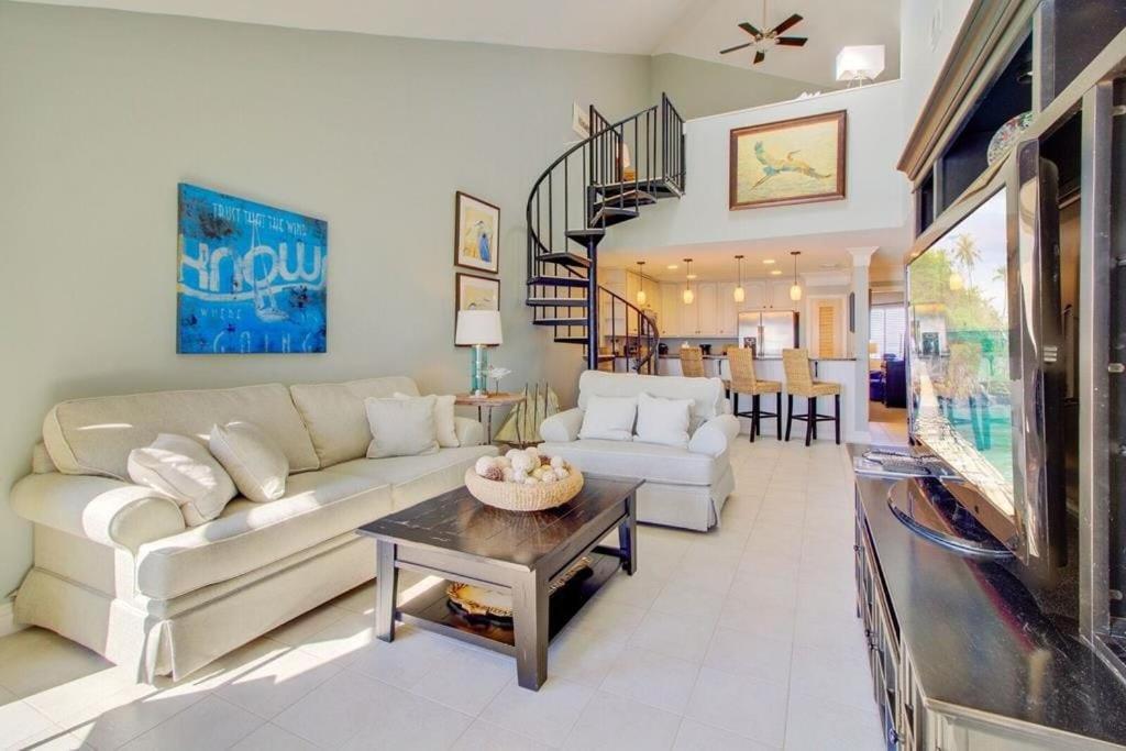 512 Seascape By Avantstay Oceanfront On The Beach Community Pool Access * Isle of Palms