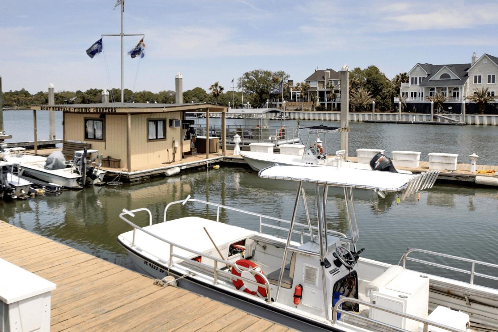 512 Seascape By Avantstay Oceanfront On The Beach Community Pool Access Apartment Isle of Palms