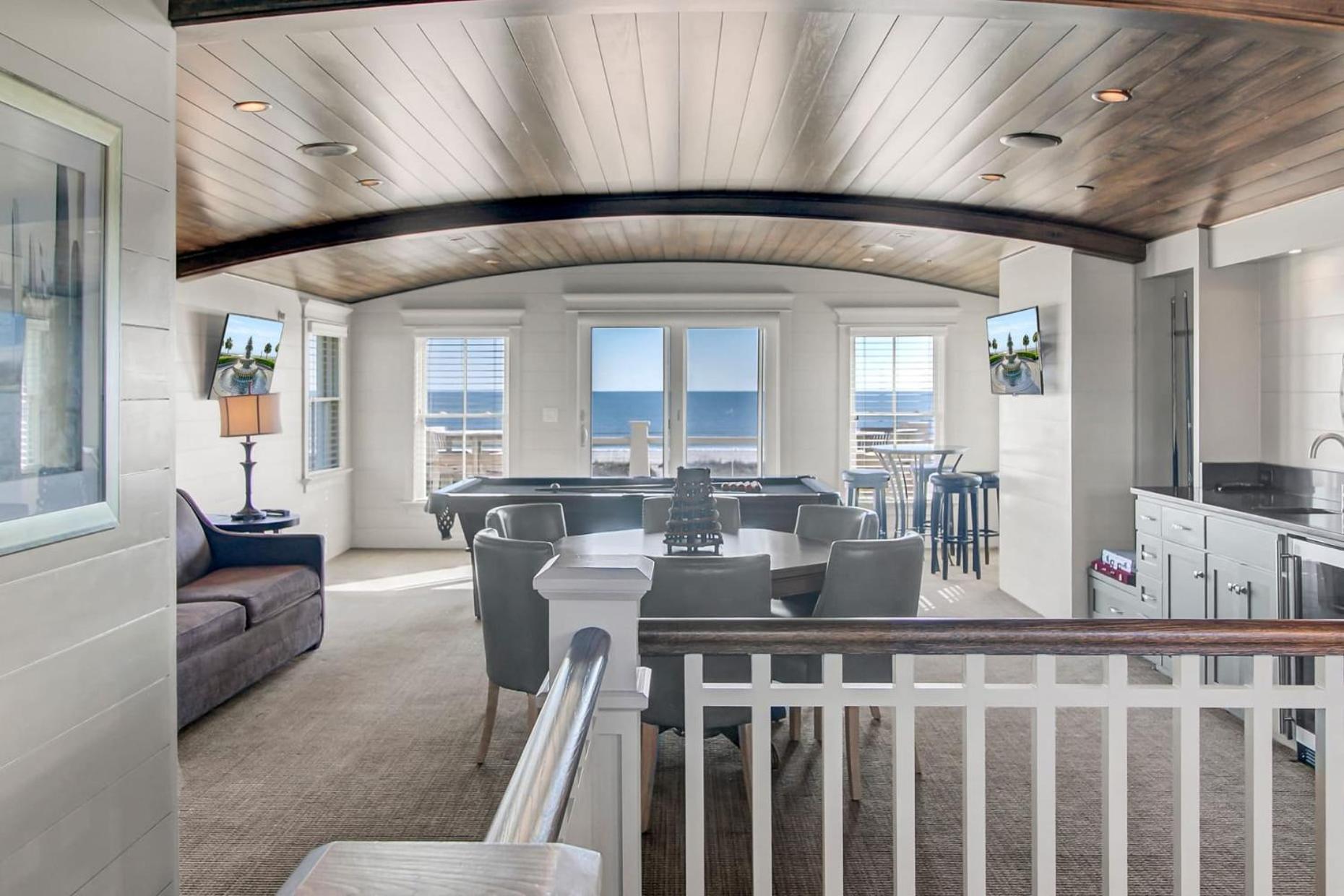 Holiday home One Summer Dream By Avantstay Beachfront Ocean Views Private Pool *