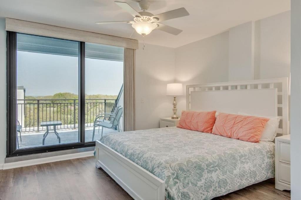 Apartment Sea By Avantstay Ocean View W Community Pool Access Isle of Palms