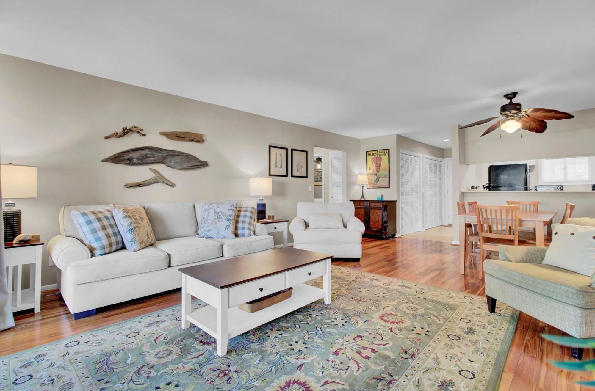 Holiday home 3c Mariners Walk By Avantstay Pool Access Enclosed Porch Isle of Palms